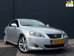 Lexus IS - 250 Business Luxury | Mark Levinson | Camera | Stoelverwarming | Lederen Bekleding