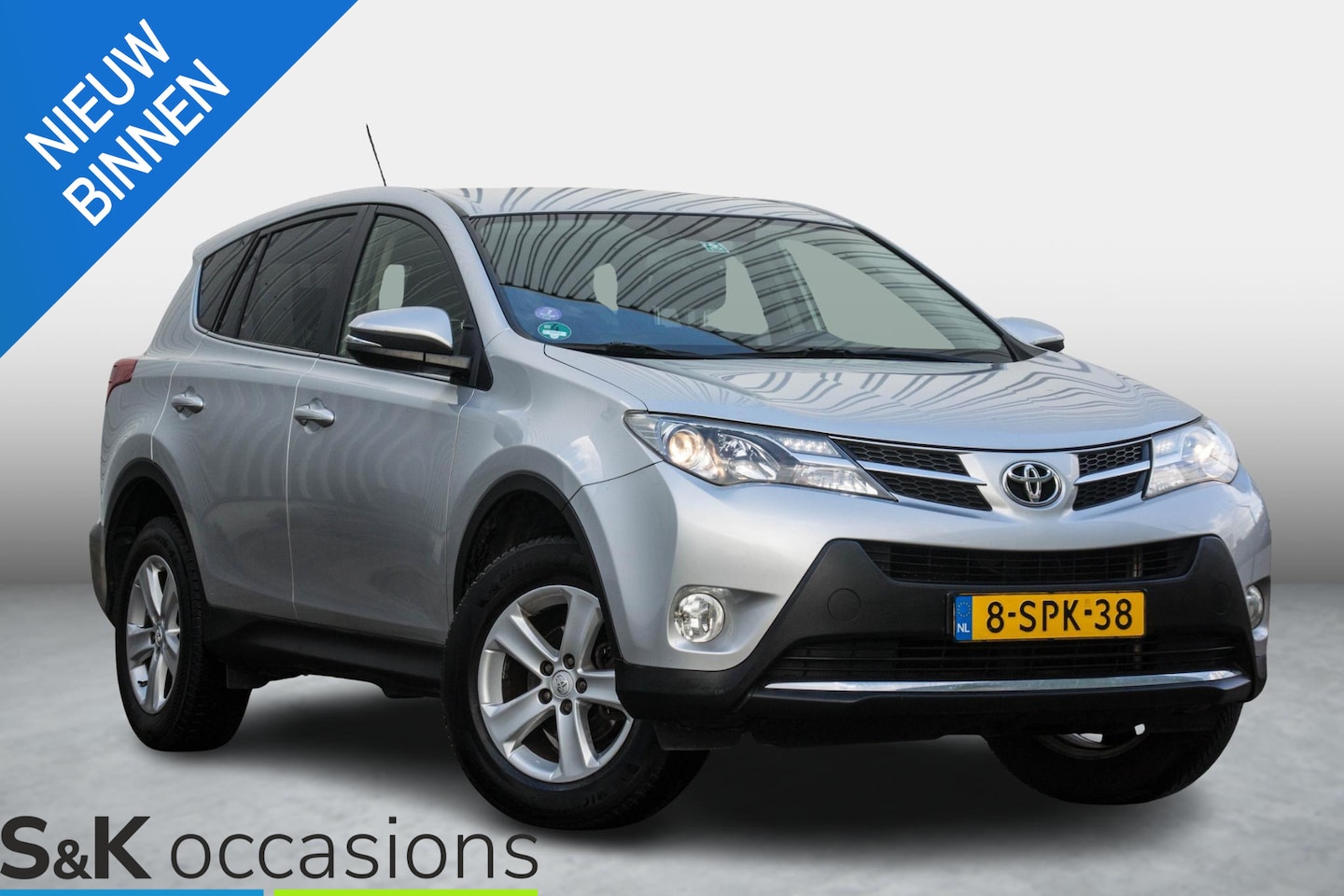 Toyota RAV4 - 2.0 Dynamic 4WD NAP NL auto - AutoWereld.nl