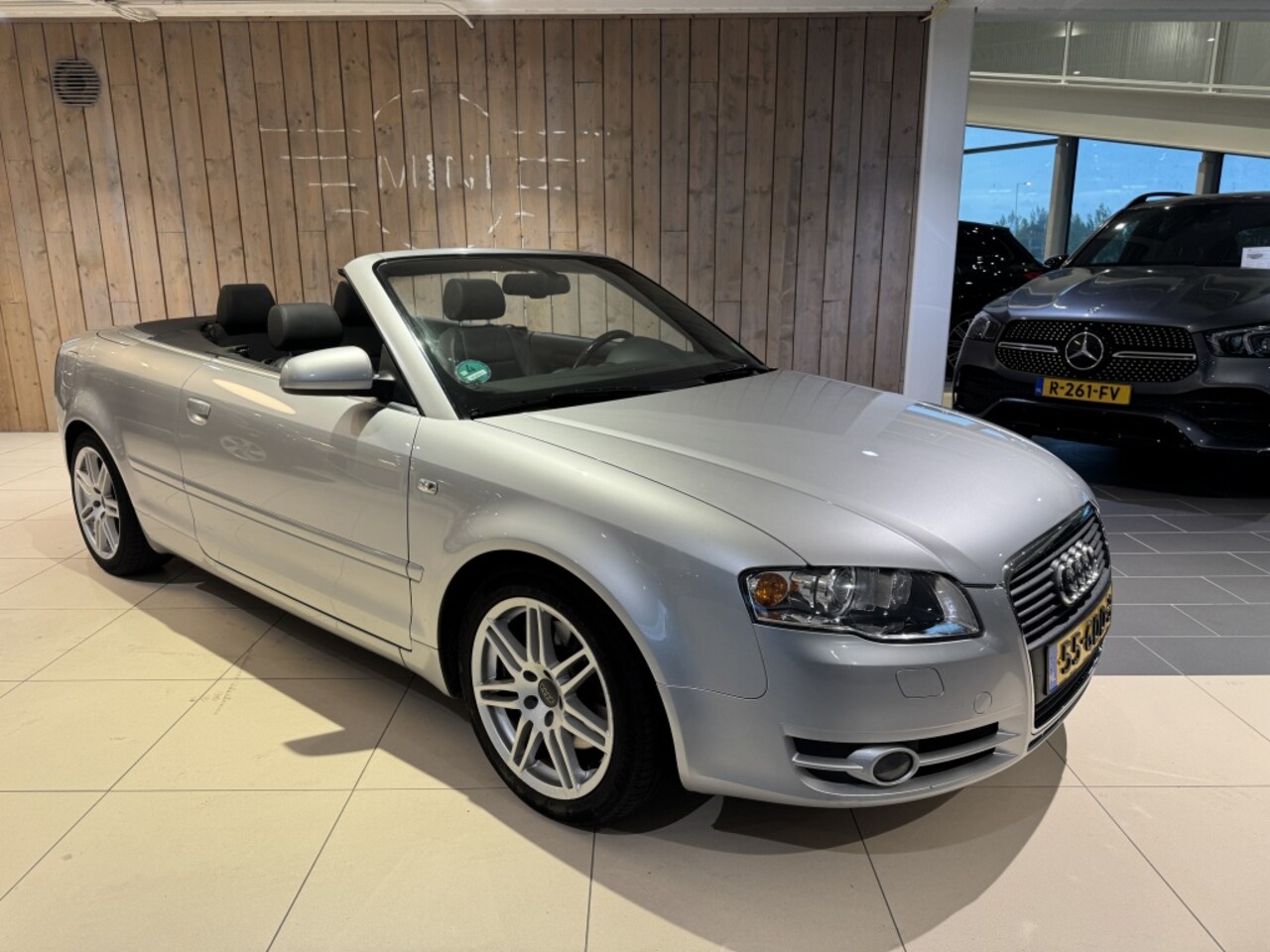 Audi A4 Cabriolet - 2.0 TFSI Pro Line 2.0 TFSI Pro Line - AutoWereld.nl
