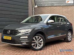 Volkswagen T-Roc - 1.5 TSI Sport | Trekhaak | Navi | 150pk | ACC | PDC