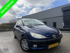 Peugeot 206 - 1.4 Gentry Automaat Clima