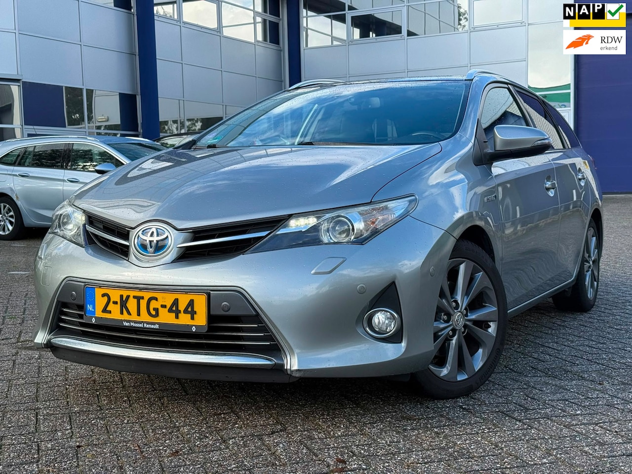 Toyota Auris Touring Sports - 1.8 Hybrid Lease Pro 1.8 Hybrid Lease Pro - AutoWereld.nl