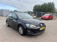 Volkswagen Golf - 1.0 TSI Bns Ed. Con