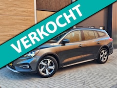 Ford Focus Wagon - 1.0 EcoBoost Active Business Pano Trekhaak Camera LED Keyless