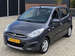 Hyundai i10 - 1.0 Pro NIEUWSTAAT N.A.P. AIRCO ELEKTR PAKKET L.M. VELGEN 5 DEURS