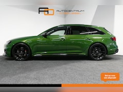 Audi A4 Avant - 2.9 TFSI RS 4 quattro / RS-Sportuitlaat / Panoramdak / Elektr. verstelbare voorstoelen (li