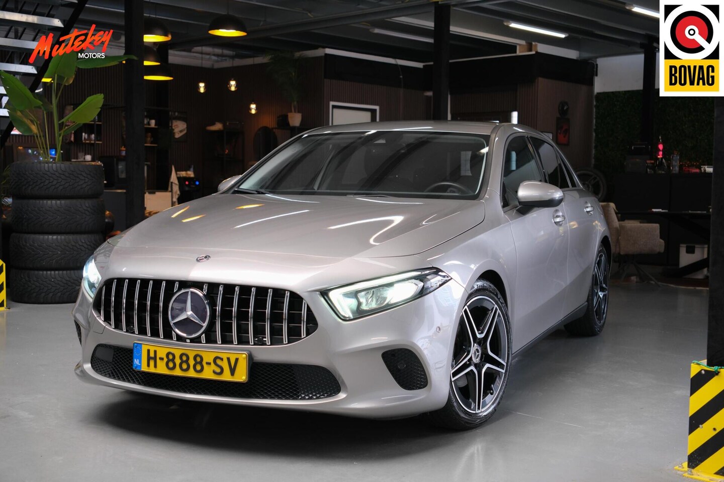 Mercedes-Benz A-klasse - 180 Business Solution AMG | Carplay - AutoWereld.nl