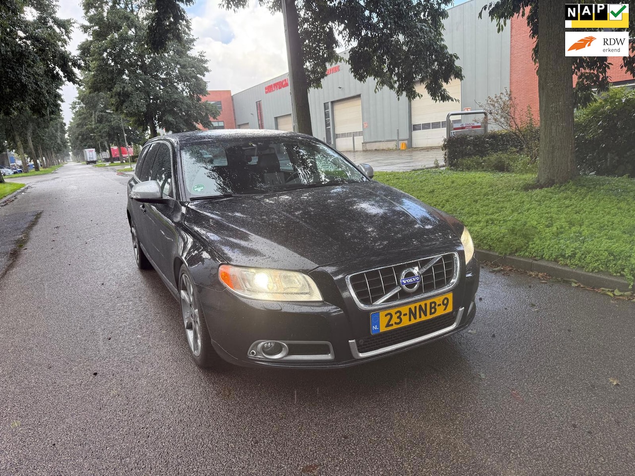 Volvo V70 - 2.0 D3 Summum zeer nette volvo leer apk - AutoWereld.nl