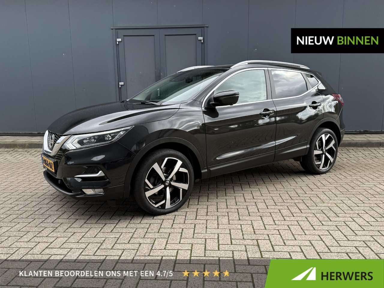 Nissan Qashqai - 1.3 DIG-T Premium Edition / Automaat / Trekhaak / Navigatie / Panoramadak / 360 Camera / C - AutoWereld.nl