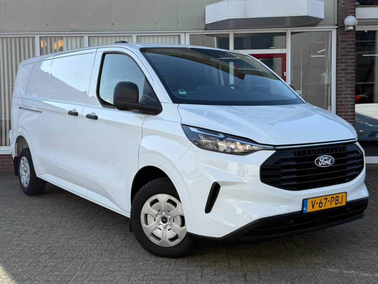 Ford Transit Custom - 300 2.0 TDCI Trend L2H1 I Camera I Clima I Carplay I DAB I Cruise - AutoWereld.nl