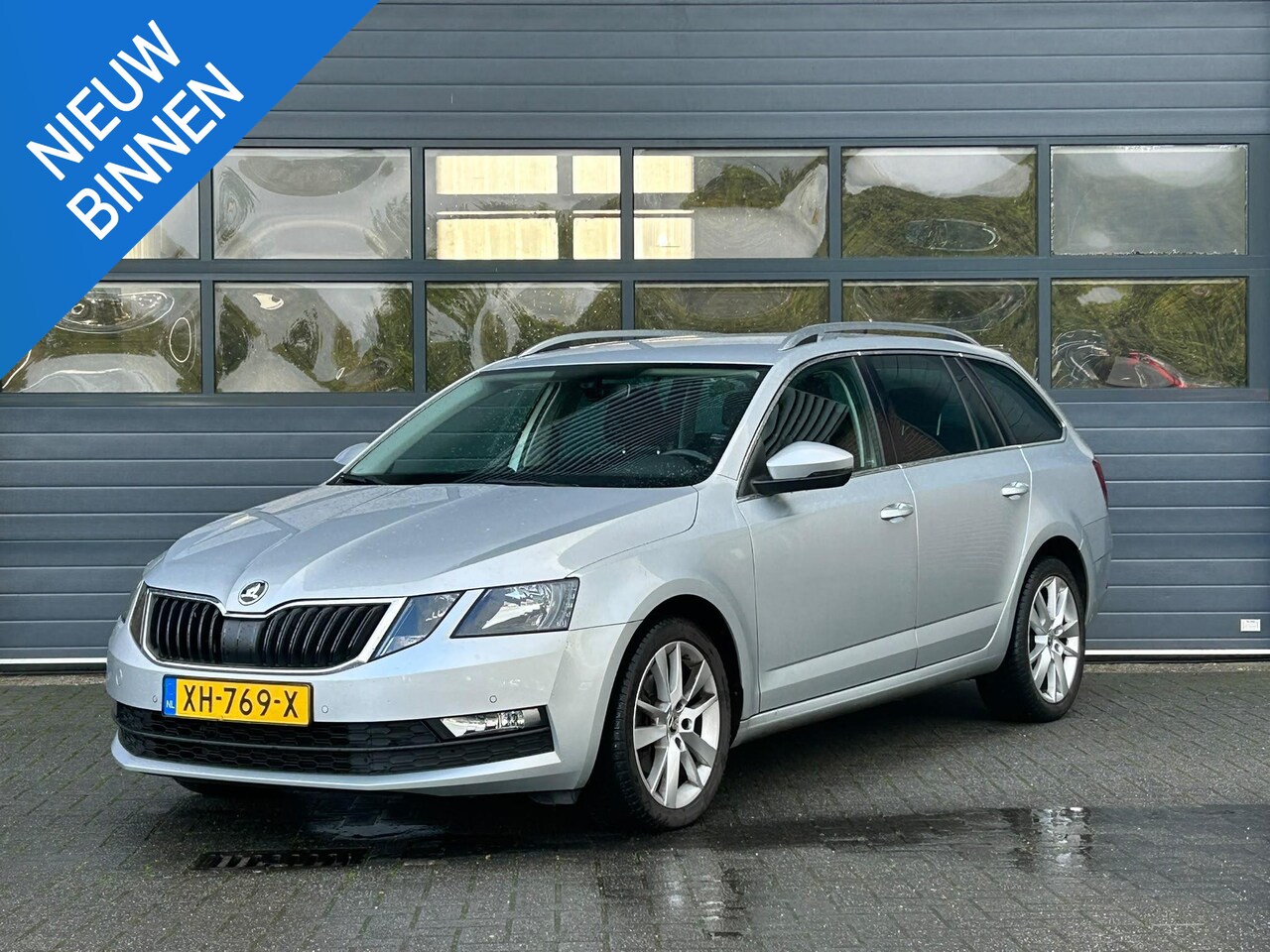 Skoda Octavia Combi - 1.5 TSI GREENTECH AMBITION BUSINESS I ADAPTIVE CRUISE CONTROL I APPLE CARPLAY I CLIMATE CO - AutoWereld.nl