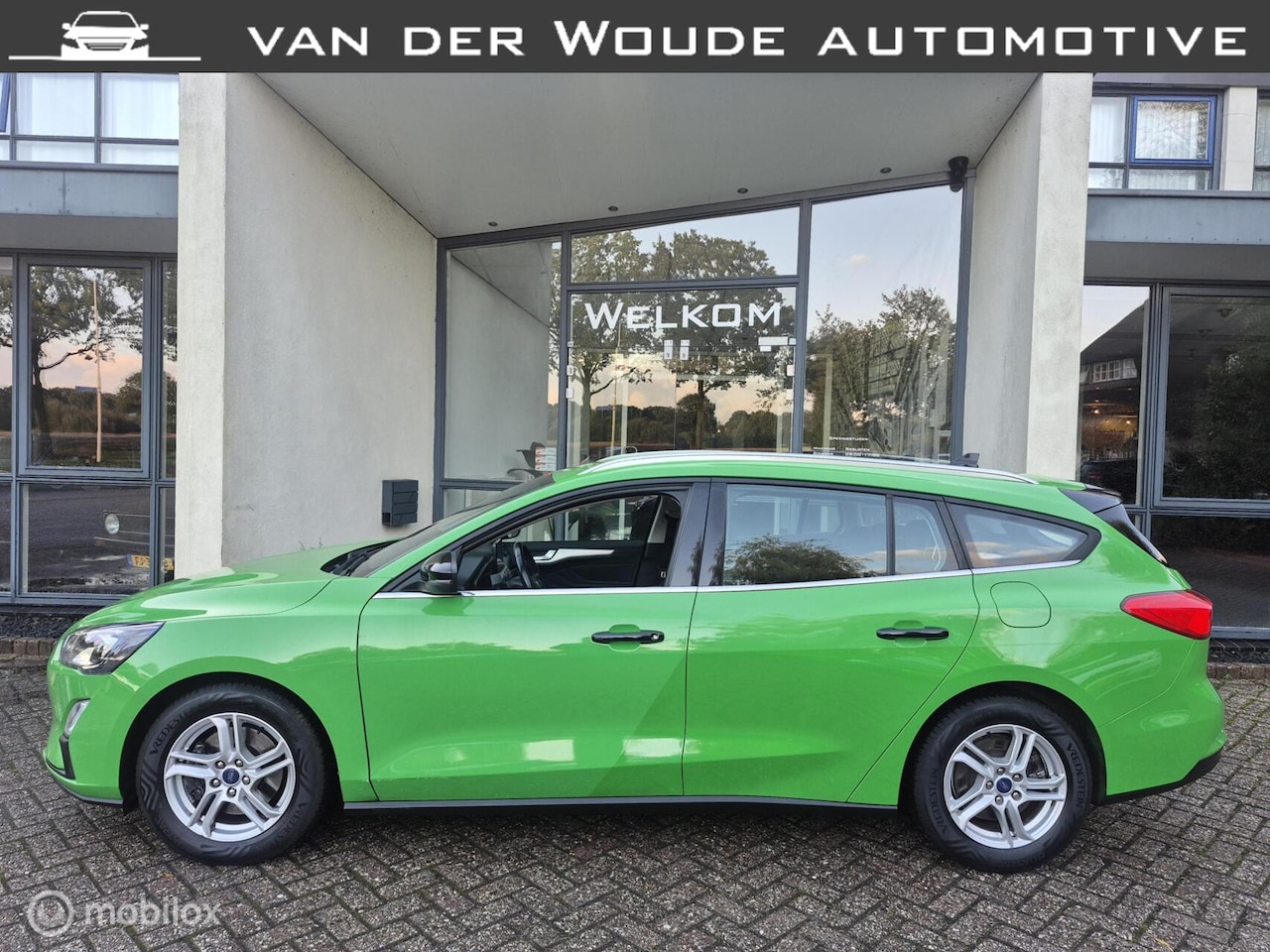 Ford Focus Wagon - 1.0 EcoBoost Trend Edition Airco|Navi|LED - AutoWereld.nl