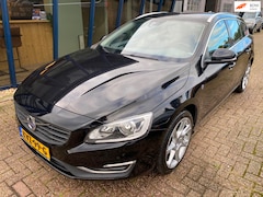 Volvo V60 - 2.0 T3 Ocean Race LEER / NAVI / 18 '' VELGEN