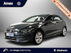 Volkswagen Golf - 1.5 eTSI 150pk DSG Life Edition | Navigatie | ergoActive bestuurdersstoel | Dodehoeksensor