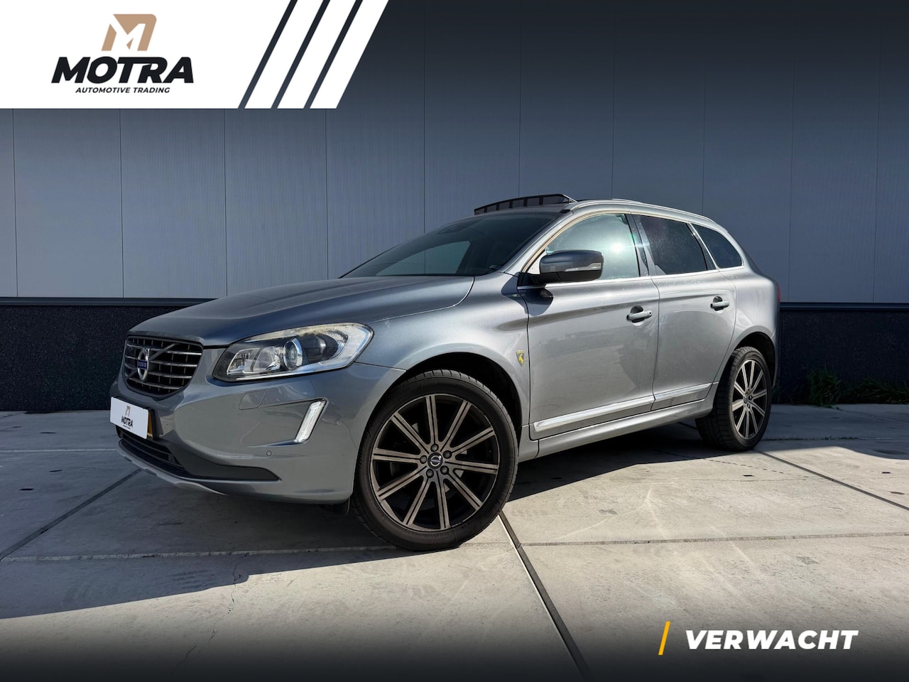 Volvo XC60 - 2.0 D4 FWD Polar+ | Panorama | Camera | BLIS | Adaptieve Cruise - AutoWereld.nl