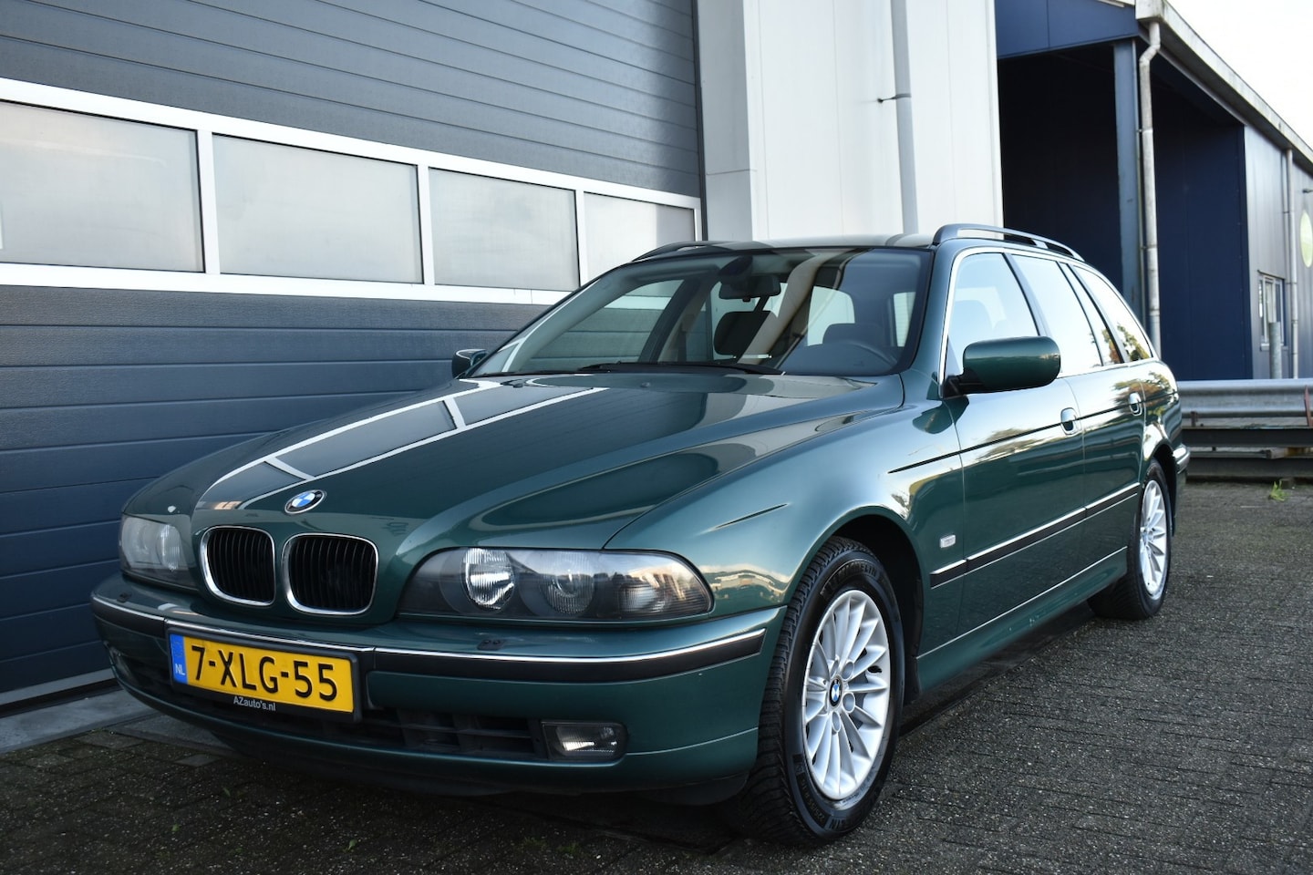 BMW 5-serie Touring - 523i Executive YOUNGTIMER - AutoWereld.nl