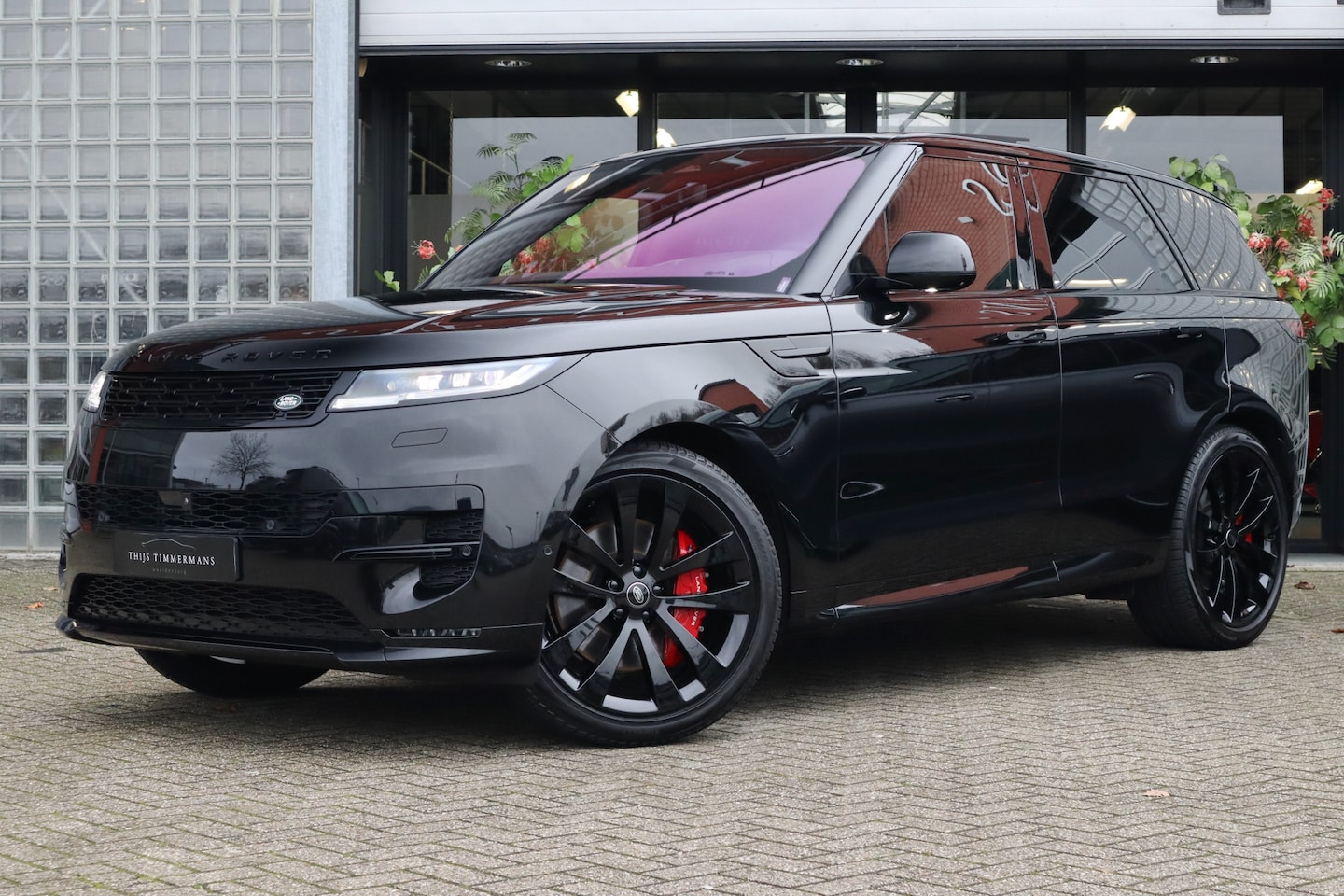 Land Rover Range Rover Sport - 4.4 P530 First Edition | Meridian Audio, Massage, Pano, ACC, Trekhaak, Zitklima, Stuurverw - AutoWereld.nl