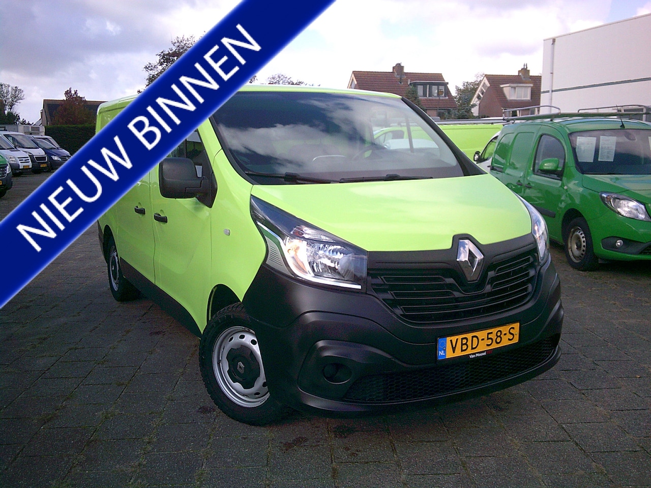 Renault Trafic - 1.6 dCi T27 L1H1 Comfort Energy VOORZIEN VAN AIRCO+CRUISE+TREKHAAK !!! - AutoWereld.nl