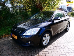 Kia Pro cee'd - 1.4 CVVT X-ecutive 90pk Clima Cruise Leder Navi