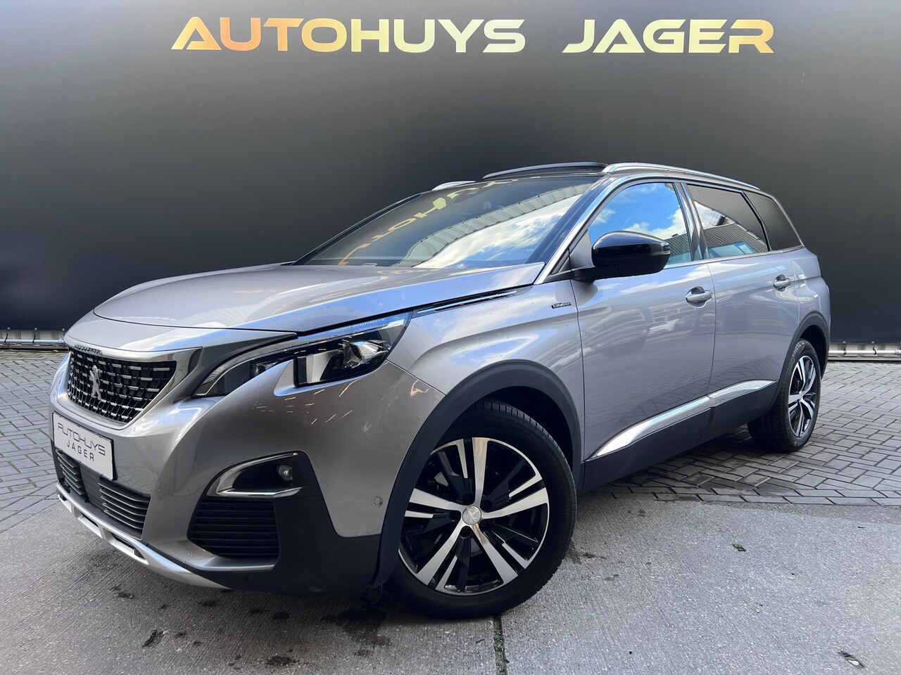 Peugeot 5008 - 1.6 PureTech GT-Line 7p. Pano Stoelverwarming Trekhaak ACC 360 Dodehoek Carplay - AutoWereld.nl