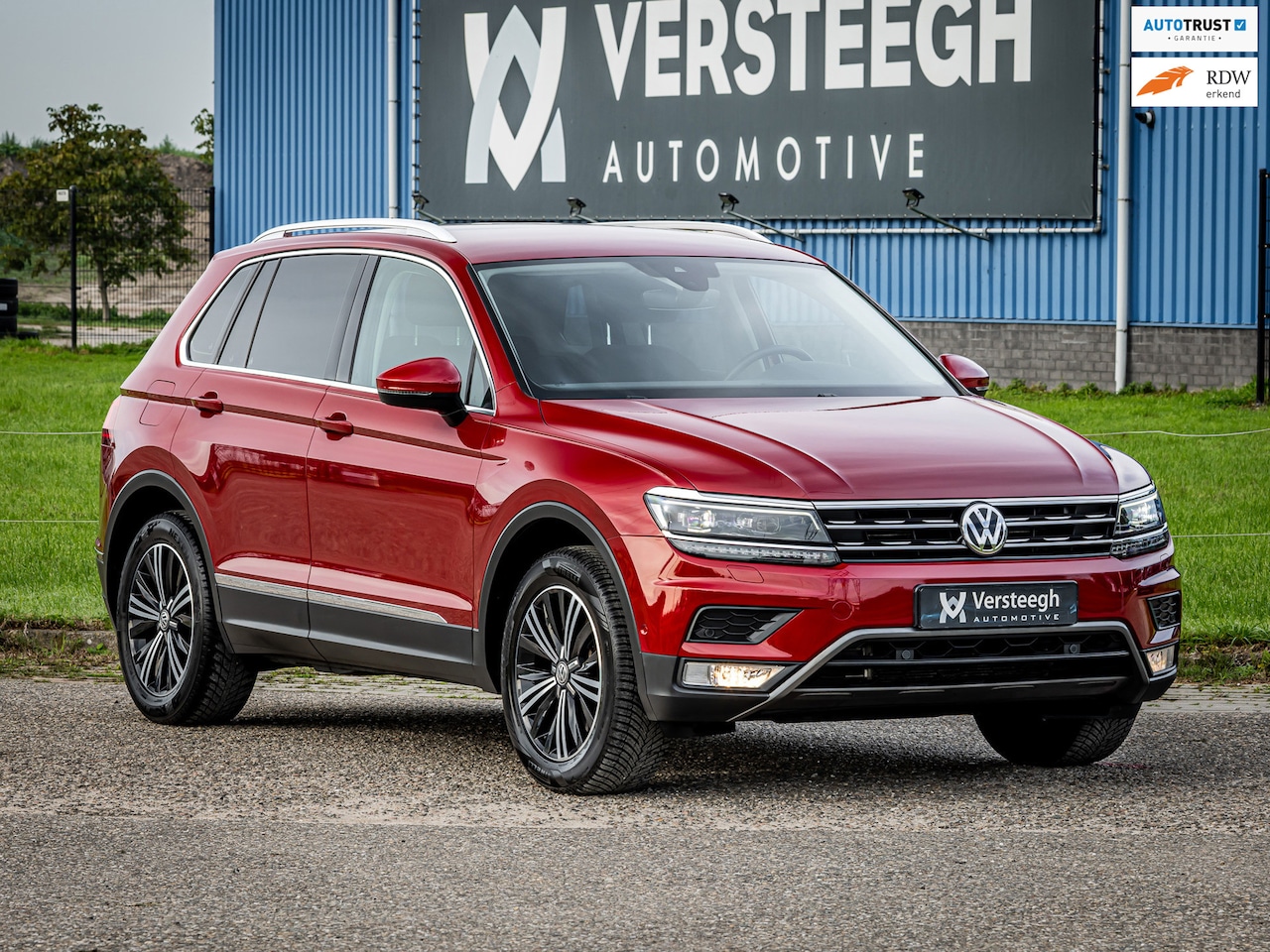 Volkswagen Tiguan - 2.0 TSI 4Motion Highline Automaat Trekhaak - AutoWereld.nl