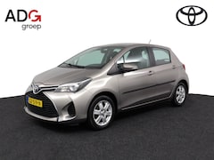 Toyota Yaris - 1.3 VVT-i Aspiration | Navigatie | Trekhaak | parkeer sensoren voor | stootlijsten set |