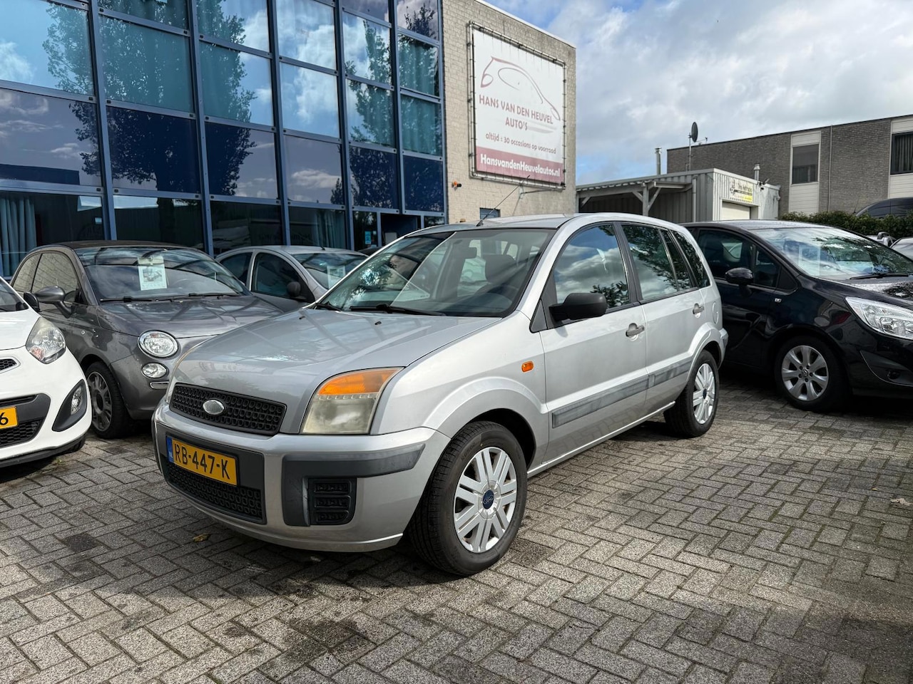 Ford Fusion - 1.4-16V Futura Trekhaak, Airco, APK 04/27 - AutoWereld.nl