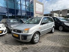 Ford Fusion - 1.4-16V Futura Trekhaak, Airco, APK 04/27