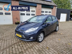 Ford Fiesta - 5Deurs 1.25 Ghia 4 nieuwe 4seizoenen banden nieuwe remmen voor