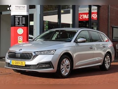 Skoda Octavia Combi - 1.0 TSI *Business* | Carplay | Cruise & Climate Control | Navigatie | Bluetooth | PDC | Pr
