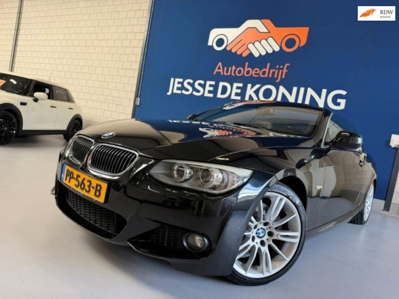 BMW 3-serie Cabrio - 330i High Executive Cabriolet Automaat / leder/climate/ cruise/stereo/etc./NAP met 238031 - AutoWereld.nl