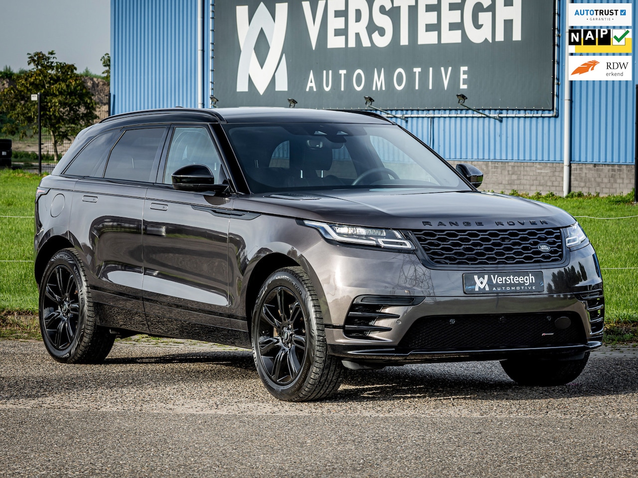 Land Rover Range Rover Velar - 2.0 P400e Edition | Adaptive Cruise Control | Trekhaak | Eerste Eigenaar - AutoWereld.nl