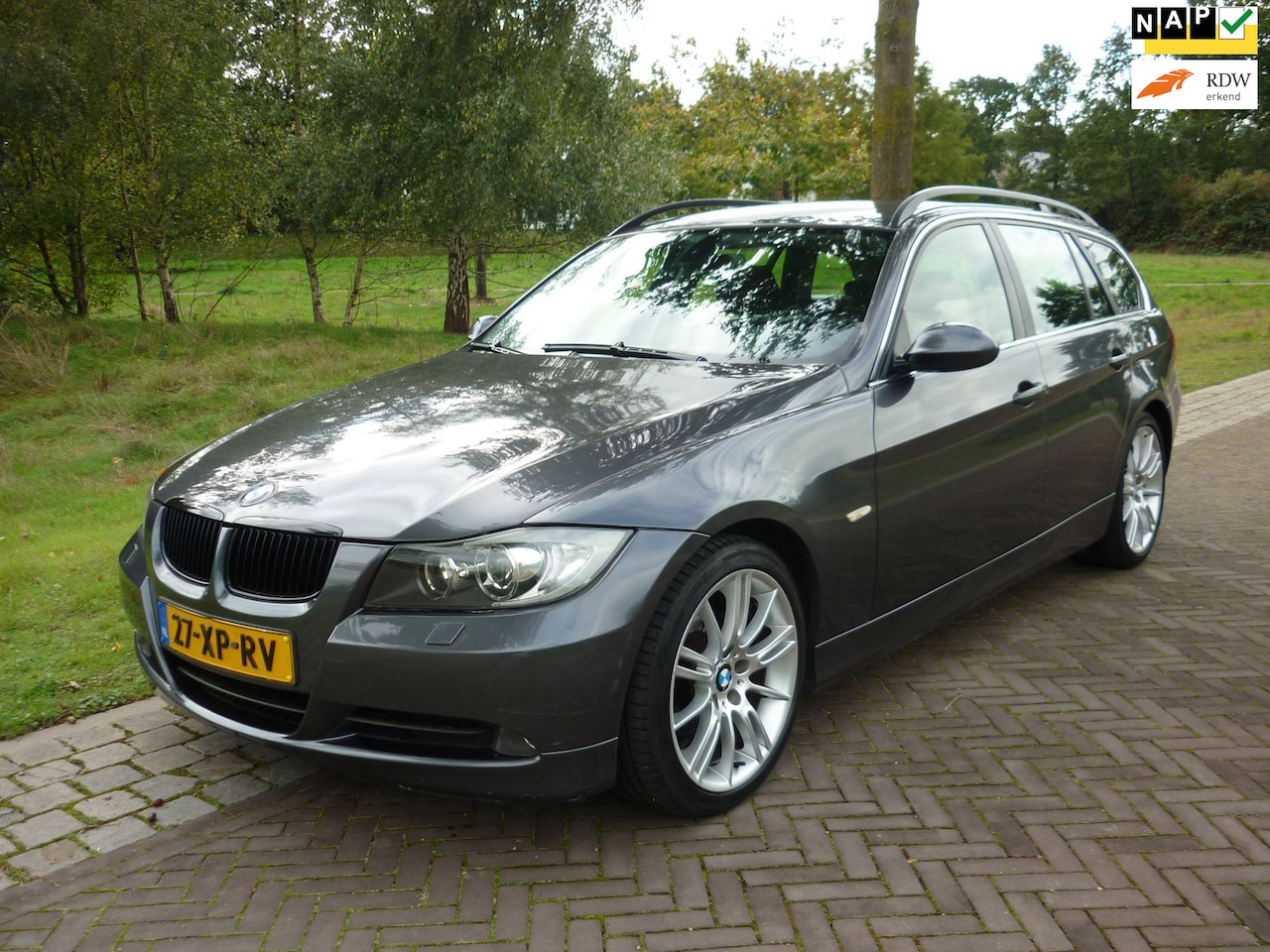 BMW 3-serie Touring - 325i High Executive 325i High Executive - AutoWereld.nl
