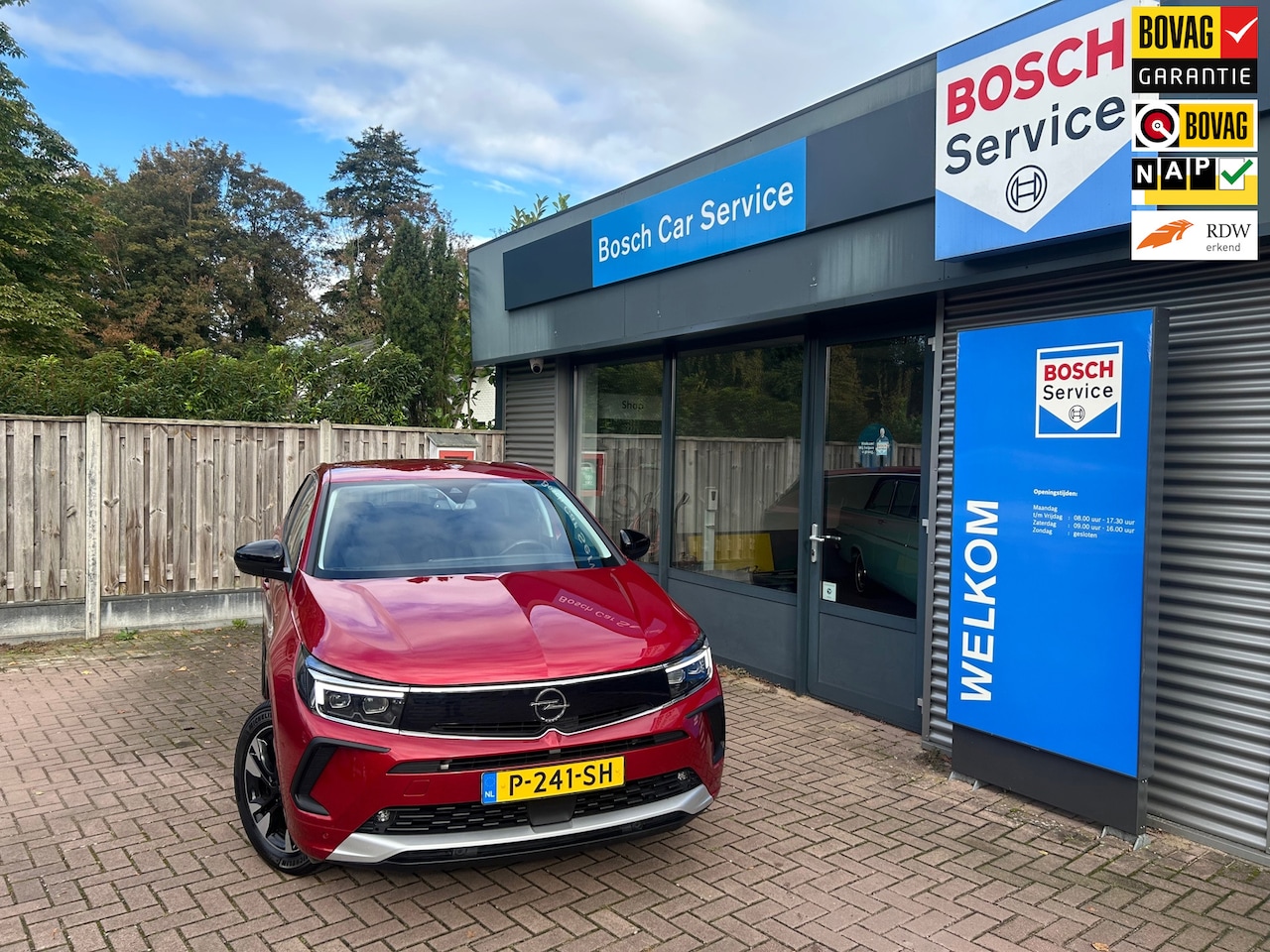 Opel Grandland - 1.2T Business Elegance AUTOMAAT, AFN. TREKHAAK - AutoWereld.nl