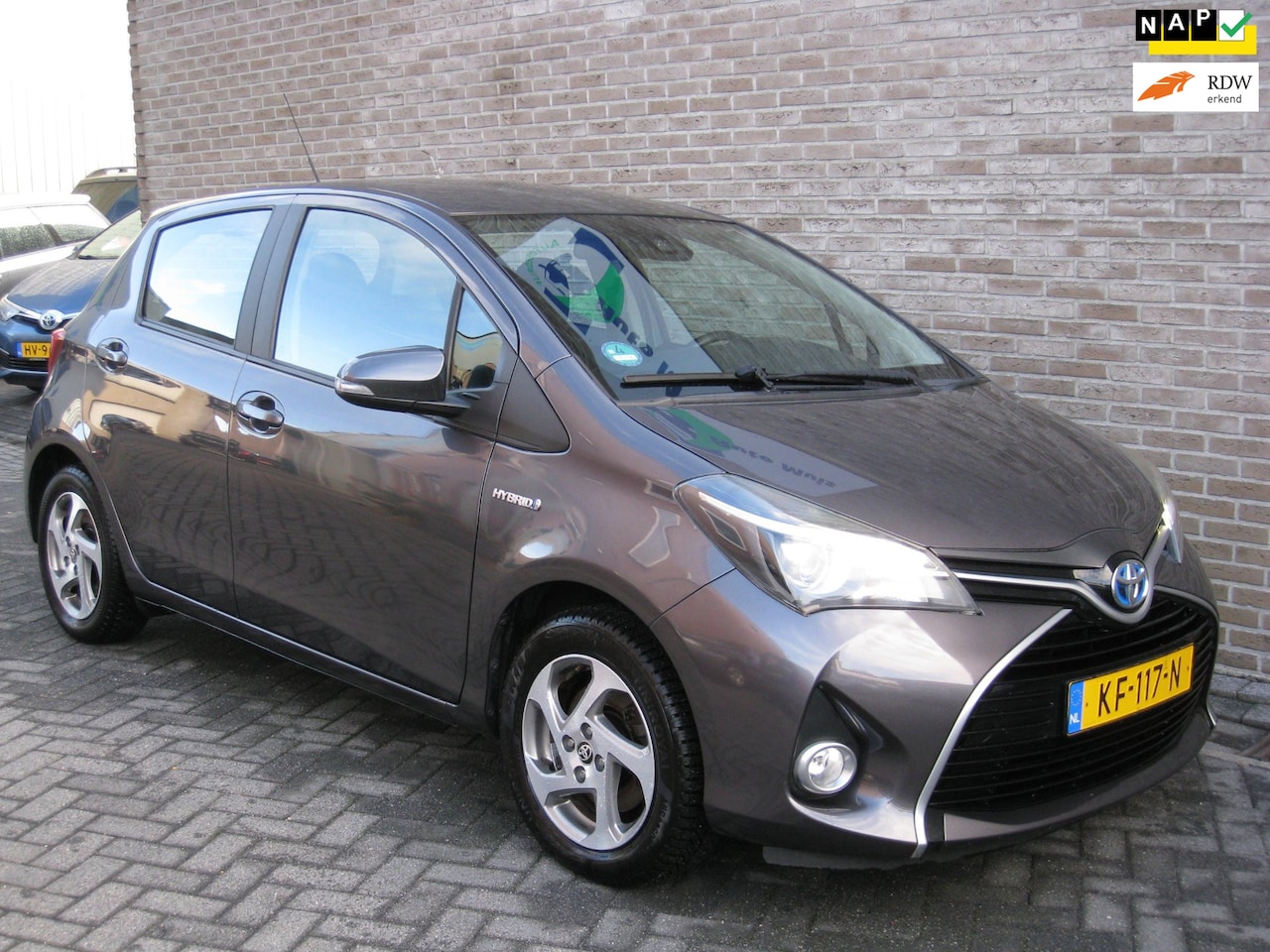 Toyota Yaris - 1.5 Hybrid Trend - 2eig! - Achteruitrijcamera - Navigatie - - AutoWereld.nl