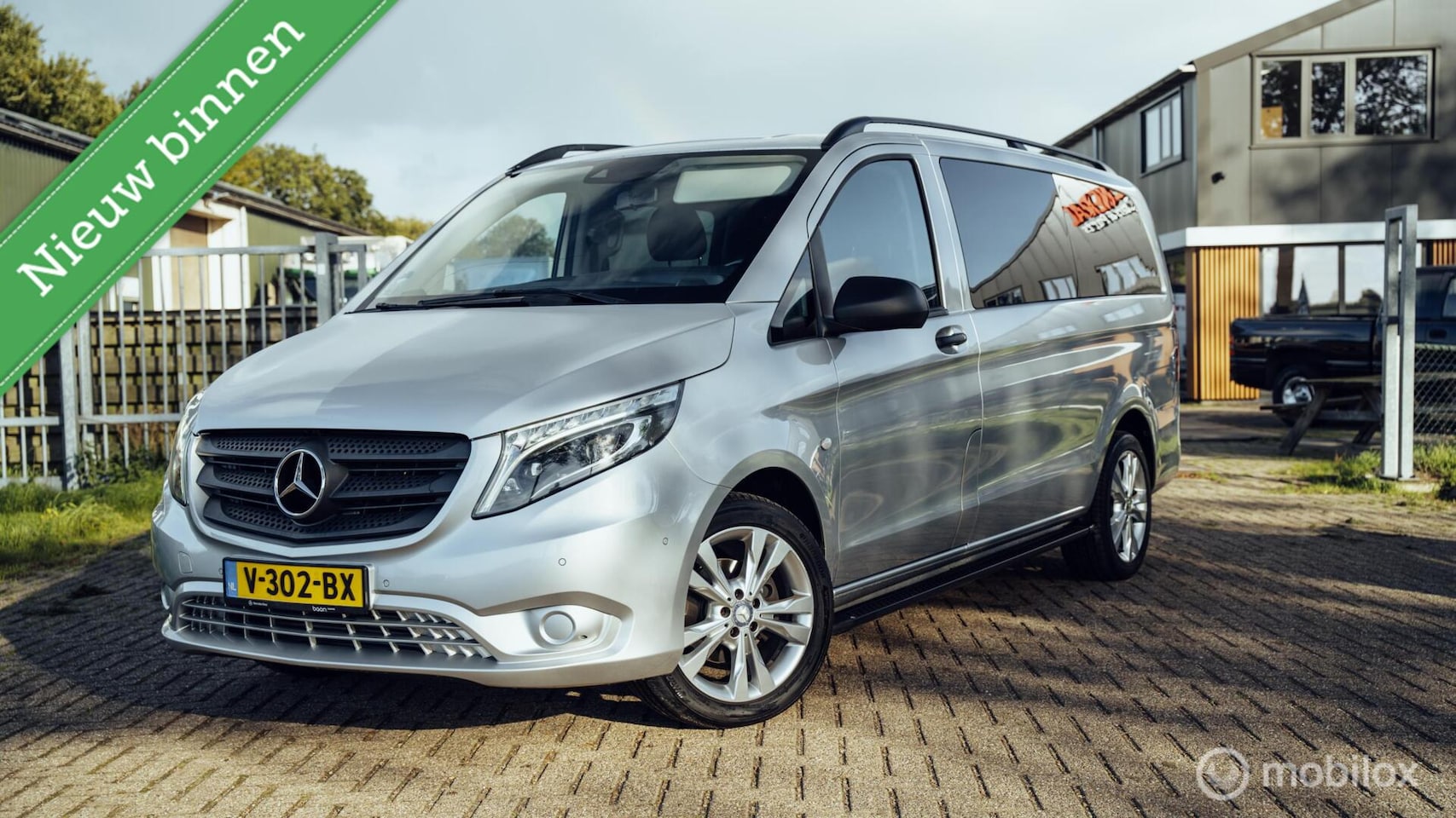 Mercedes-Benz Vito - Bestel 114 CDI Lang DC Comfort Business - AutoWereld.nl