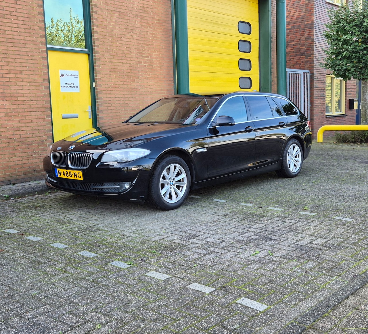 BMW 5-serie Touring - 520i Airco!, Cruise Control! Automaat! - AutoWereld.nl