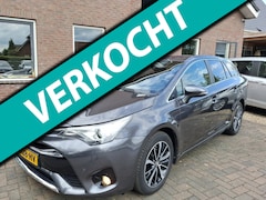 Toyota Avensis Touring Sports - 1.8 VVT-i SkyView Edition