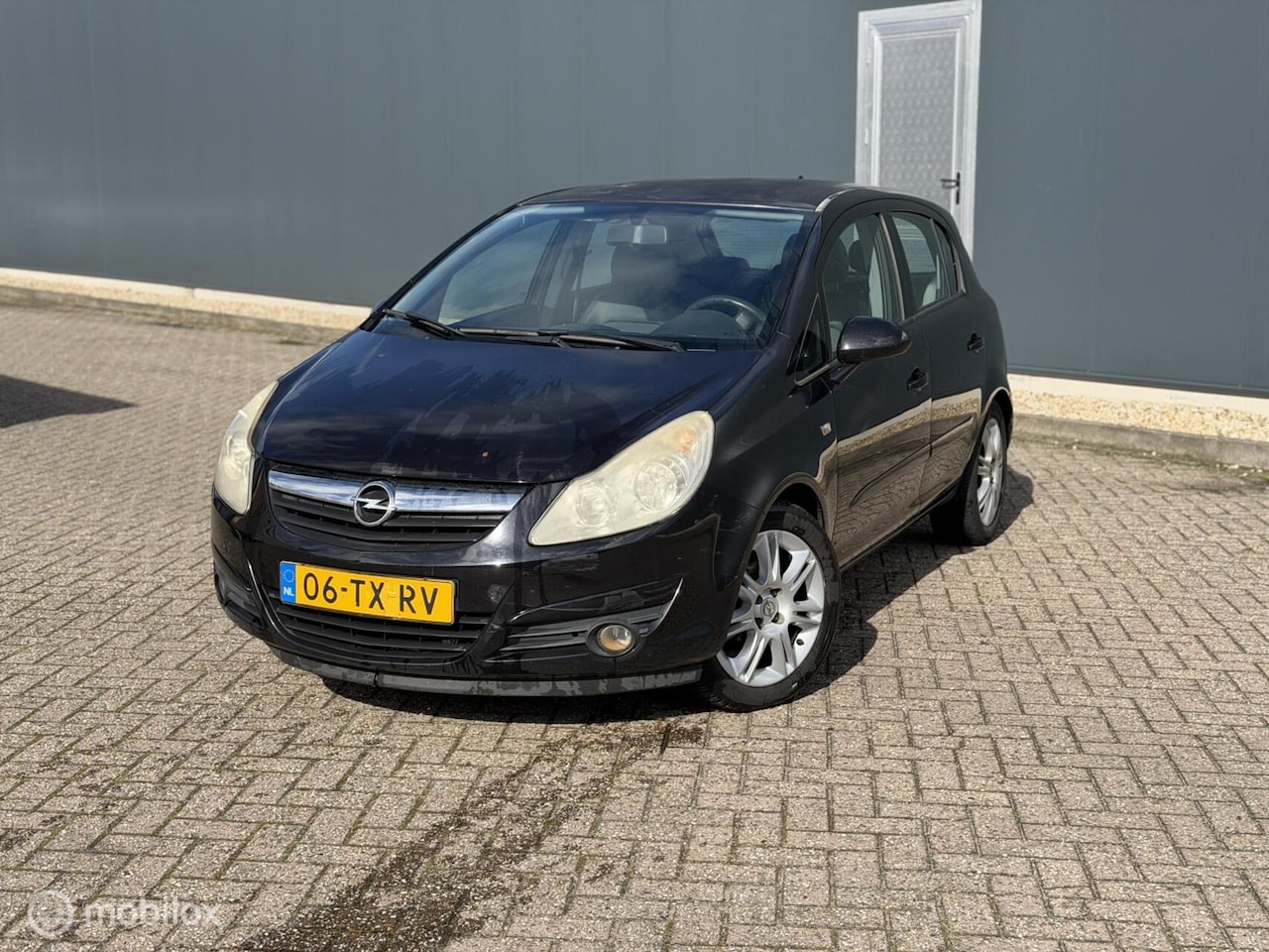 Opel Corsa - 1.4-16V Sport 1.4-16V Sport - AutoWereld.nl
