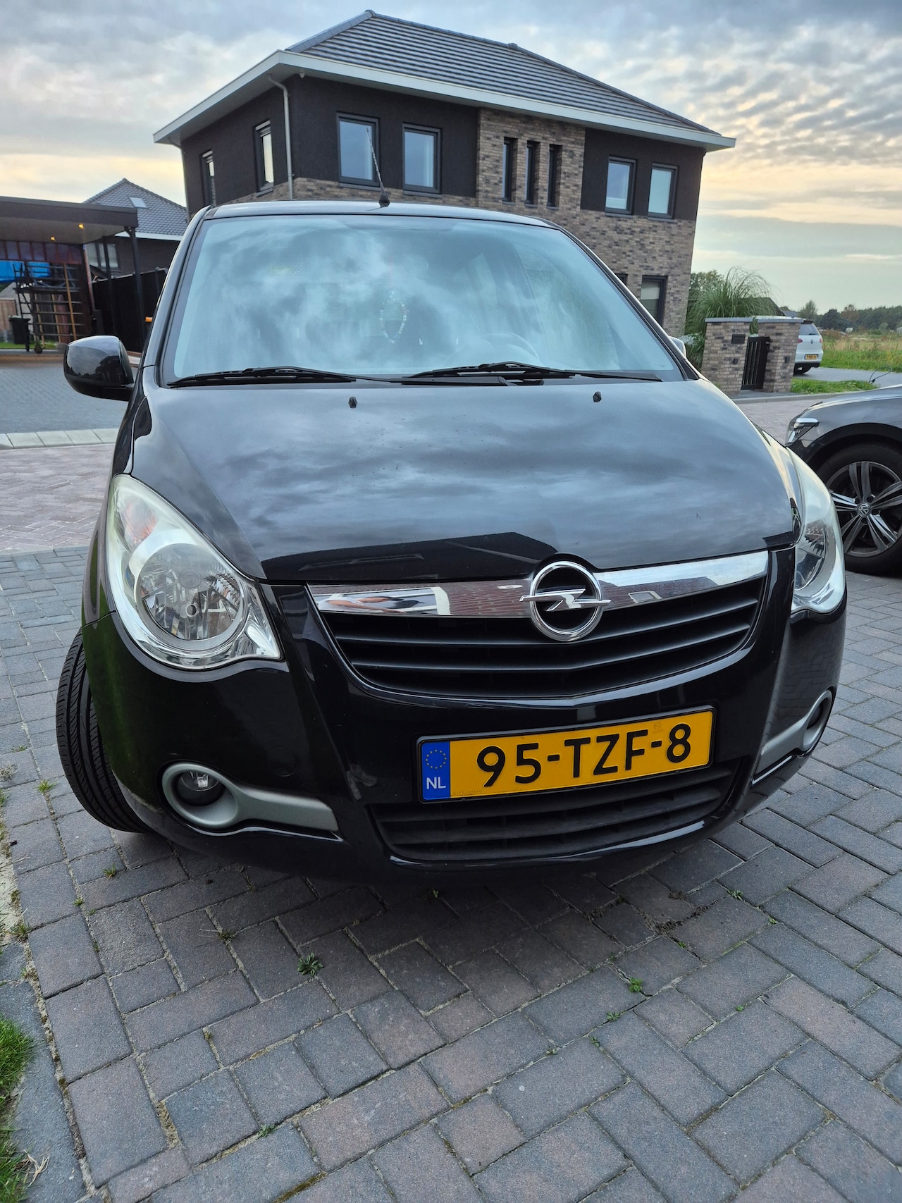Opel Agila - 1.0 Edition - AutoWereld.nl