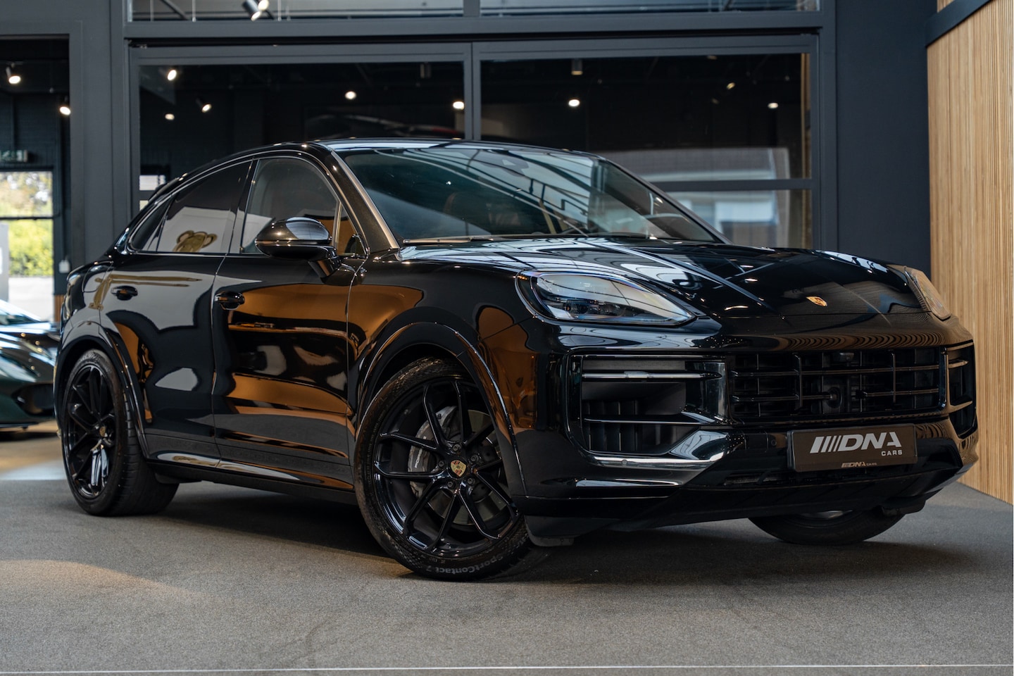 Porsche Cayenne Coupé - E-Hybrid Stoelventilatie BOSE 3.0 E-Hybrid Passengerdisplay - AutoWereld.nl