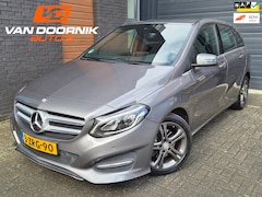 Mercedes-Benz B-klasse - 180 Ambition Automaat/1e Eigenaar/Led Verlichting/Navigatie