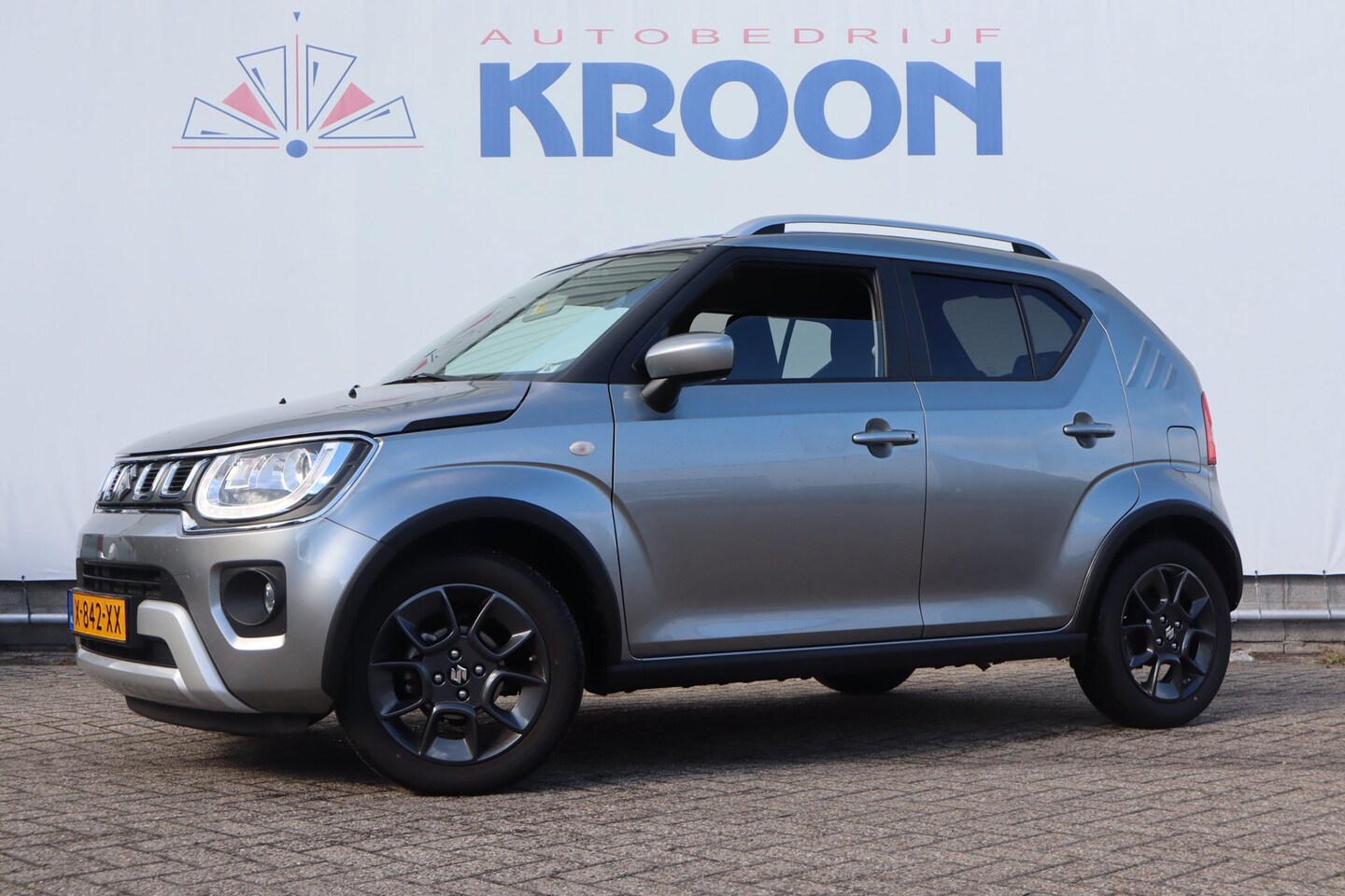 Suzuki Ignis - 1.2 Smart Hybrid Select | Stoelverwarming | Navigatie | Bluetooth | - AutoWereld.nl