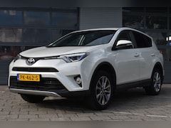 Toyota RAV4 - 2.0 VVT-i AWD Executive Business Limited Automaat 152pk | BSM | Keyless entry | Trekhaak |