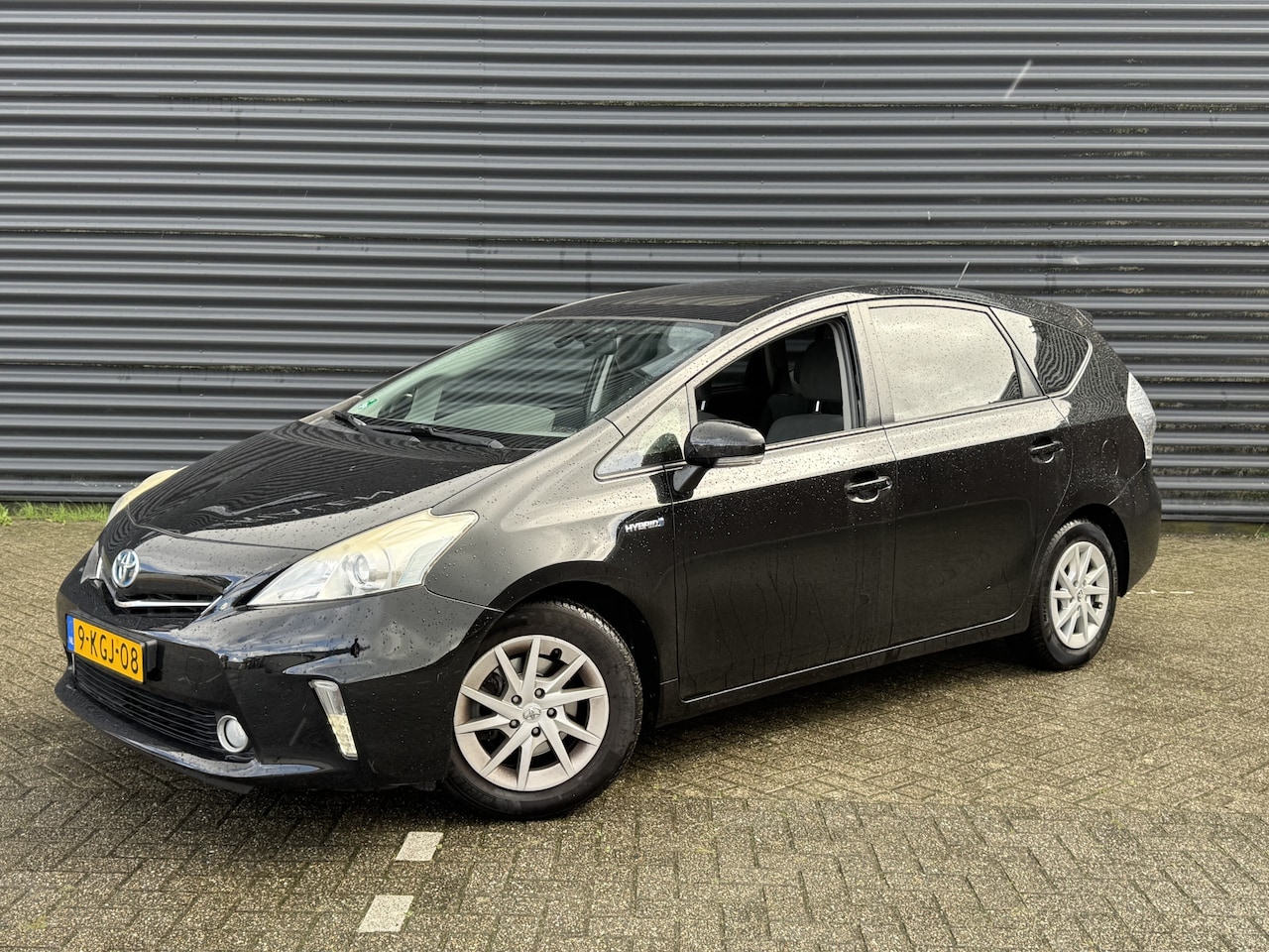 Toyota Prius Wagon - 1.8 Aspiration 7 Zitter/7 Seats - AutoWereld.nl
