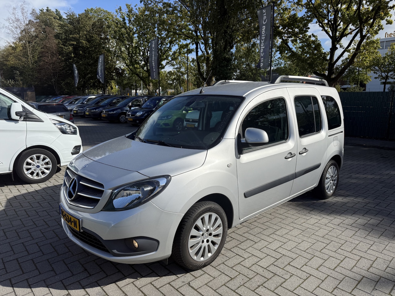 Mercedes-Benz Citan - Rolstoelauto 3+1 - Automaat - Bodemverlaging - Alle opties - Rolstoelvervoer - NAP - AutoWereld.nl