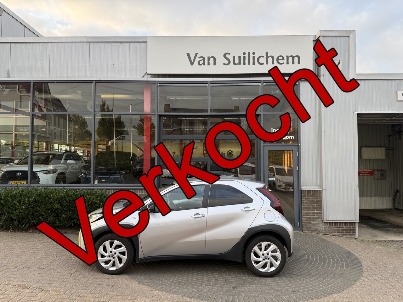 Toyota Aygo X - 1.0 VVT-i MT play 1.0 VVT-i MT Play - AutoWereld.nl
