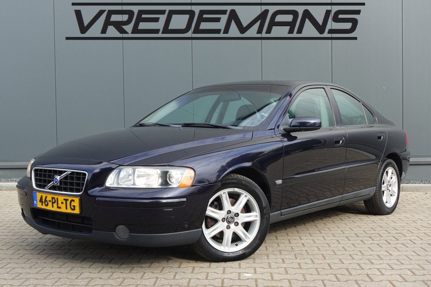 Volvo S60 - 2.4 Kinetic 2.4 Kinetic - AutoWereld.nl