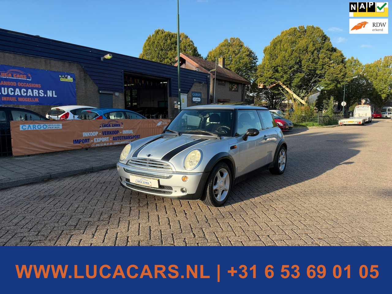 MINI 3-Deurs - 1.6 One Pepper PANORAMADAK JBL EN AIRCO! - AutoWereld.nl