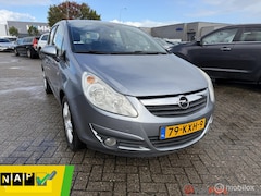 Opel Corsa - 1.4-16V Cosmo, Airco, 5drs, Trekhaak, P.sensoren